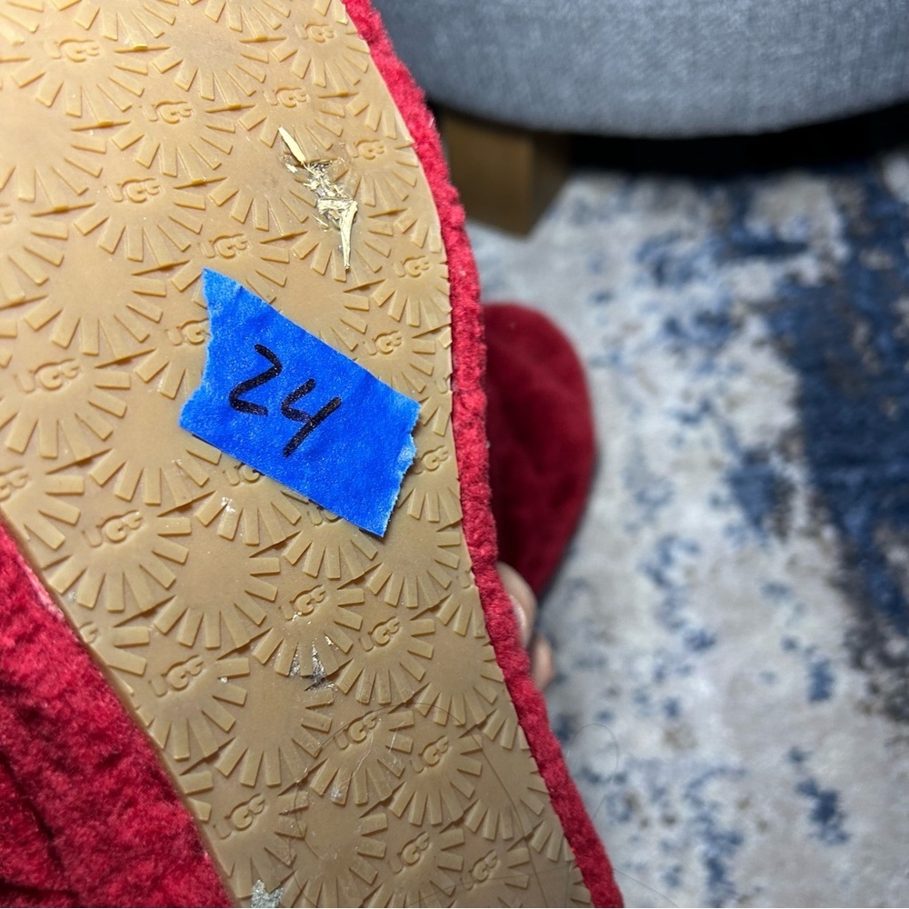 UGG Samba Red Fluff Yeah Slide Slippers Size 6 - Picture 10 of 10